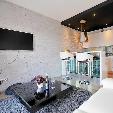 Apartament Perlowy Polanki * كولوبرزيغ